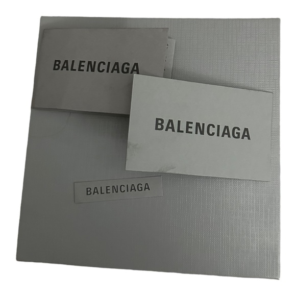 *NWT Balenciaga Le Cagole Clip-On Card Holder & Mirror Keychain Leather Black - Picture 3 of 6